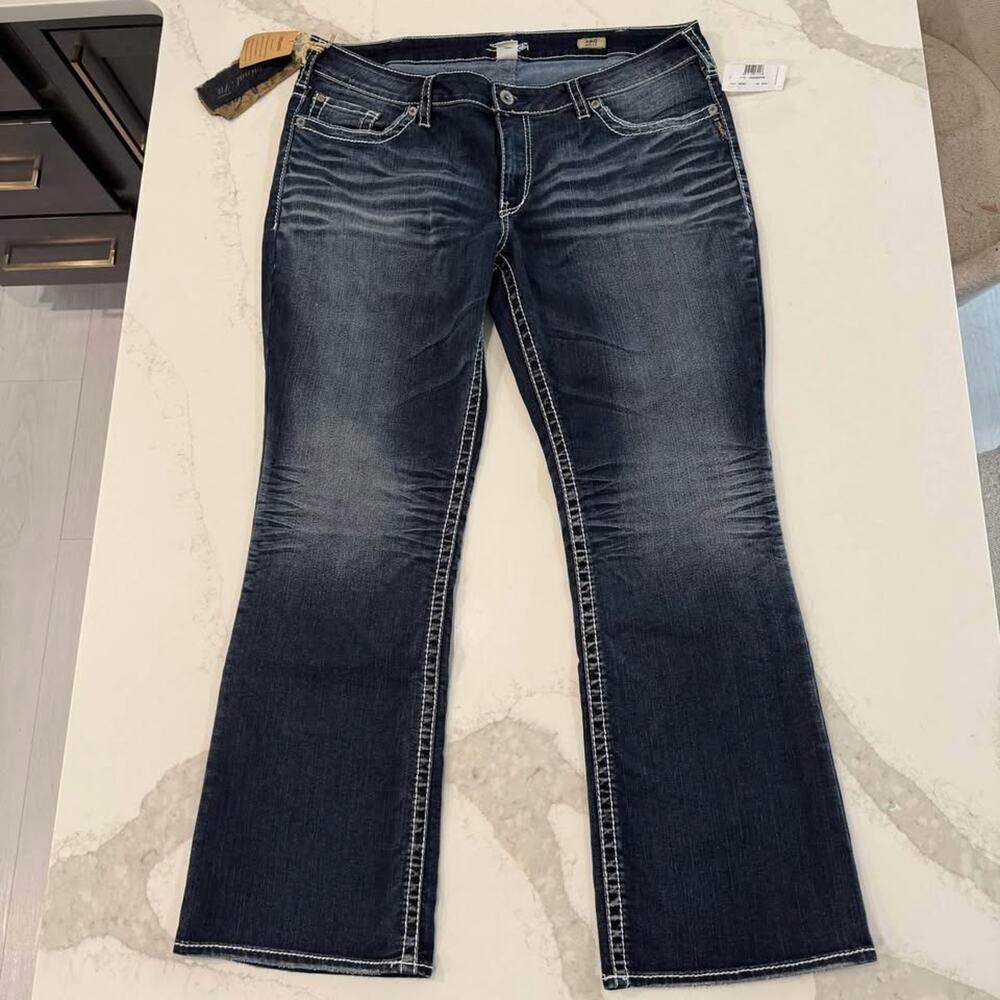 Silver Jeans NWT Aiko Bootcut Denim Women's W20xL31 Dark Blue Wash Mid Rise Edgy